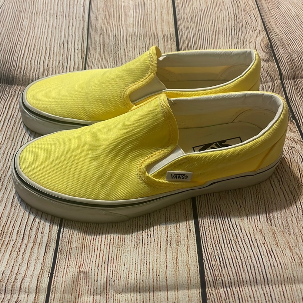Womens vans size 6.0